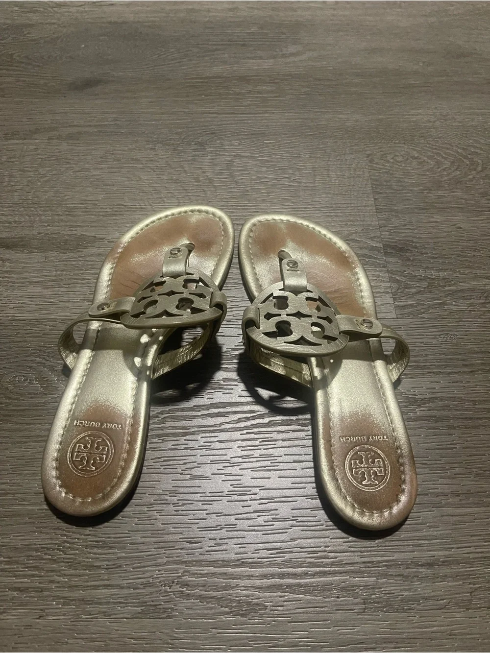 Tory Burch Metallic Silver Miller Logo Thong Sandal Have Some Rubs Size 6 1/2 M
