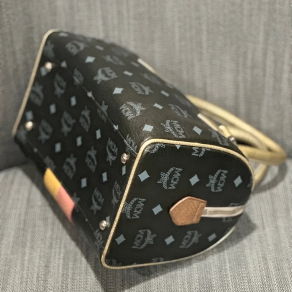 MCM excellent pre