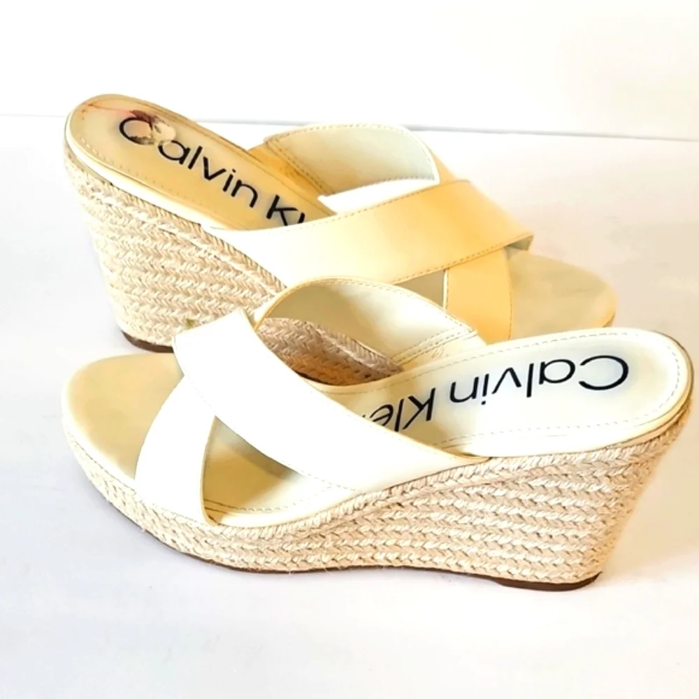 Calvin Klein Cream Crisscross Espadrille Wedge Sandals 10