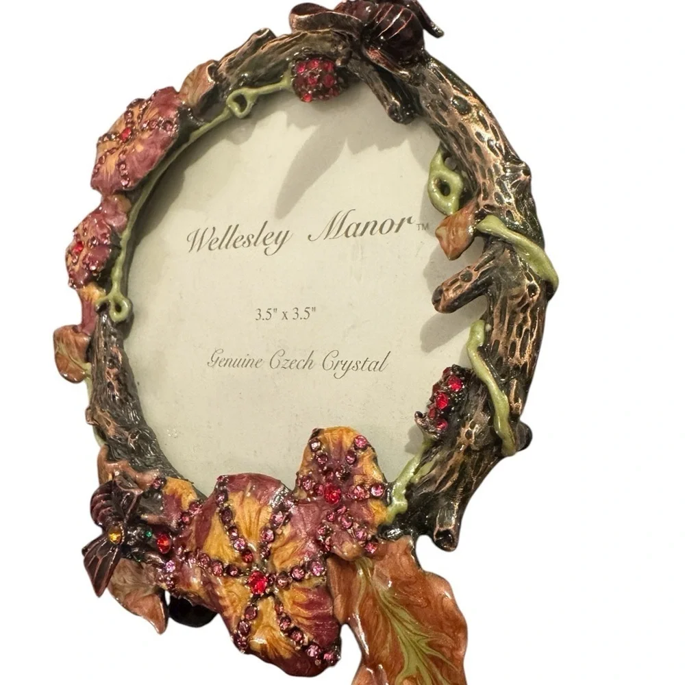 Vintage Wellesley Manor 3.5