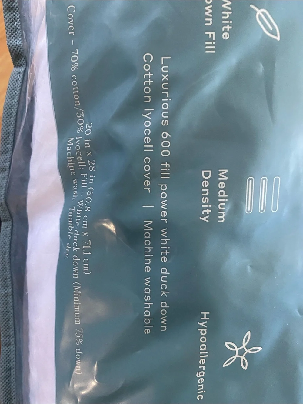 Casaluna down packaging tags