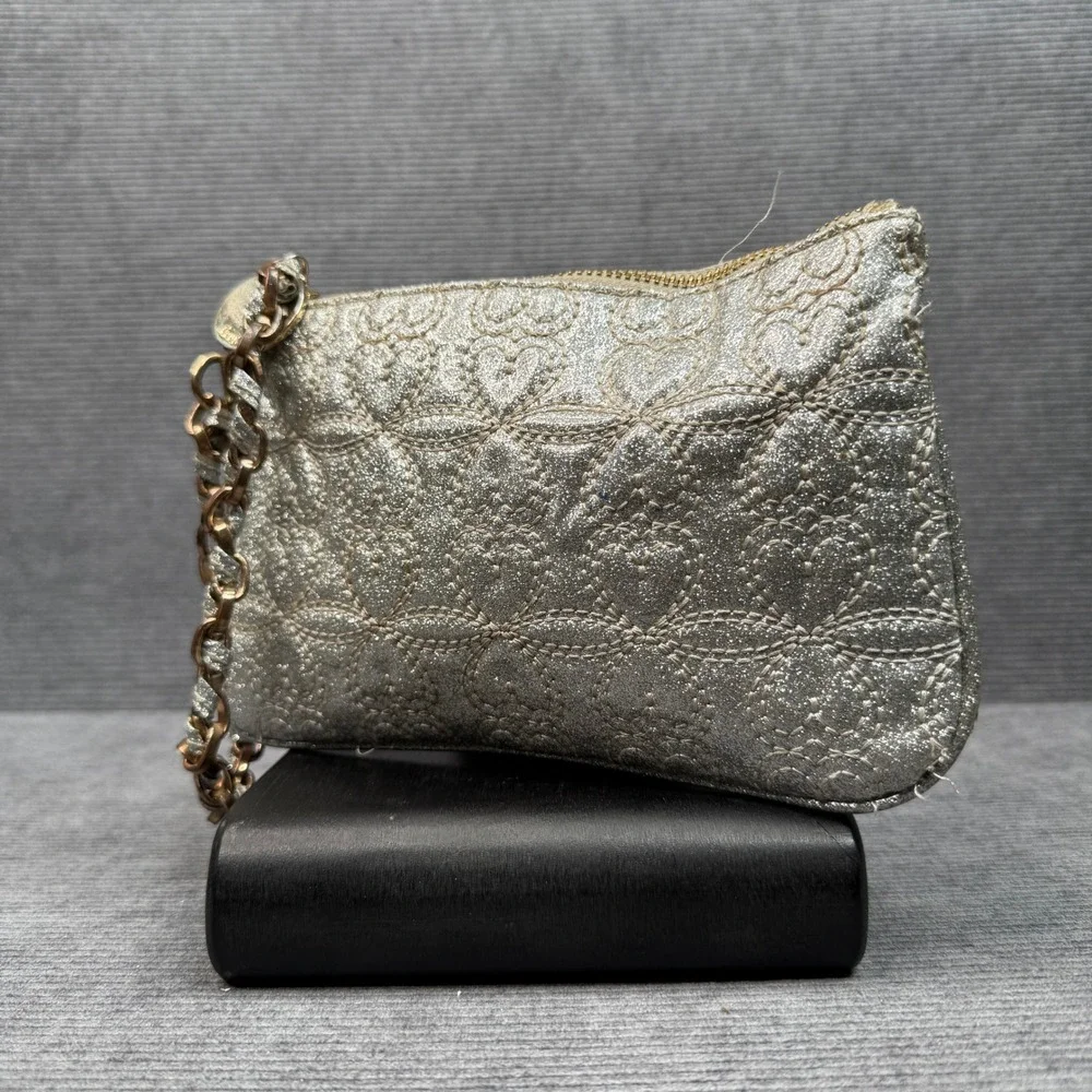 Deux‎ Lux Silver Glitter Heart Quilted Wristlet Y2k Bag Gold Tone Chain Strap
