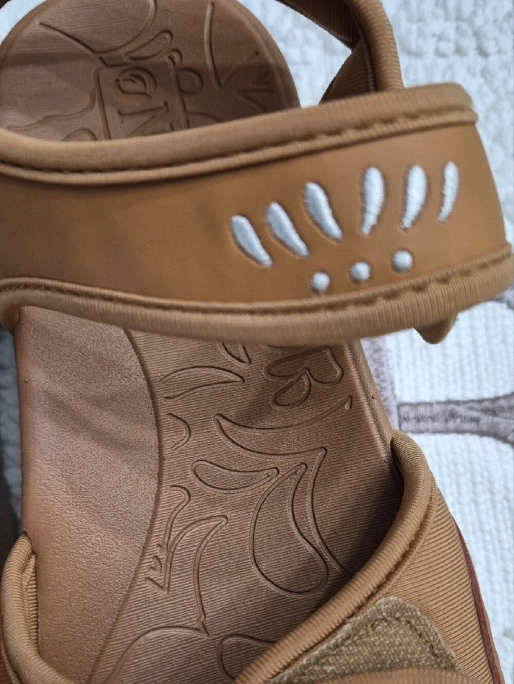Oncai sandal size