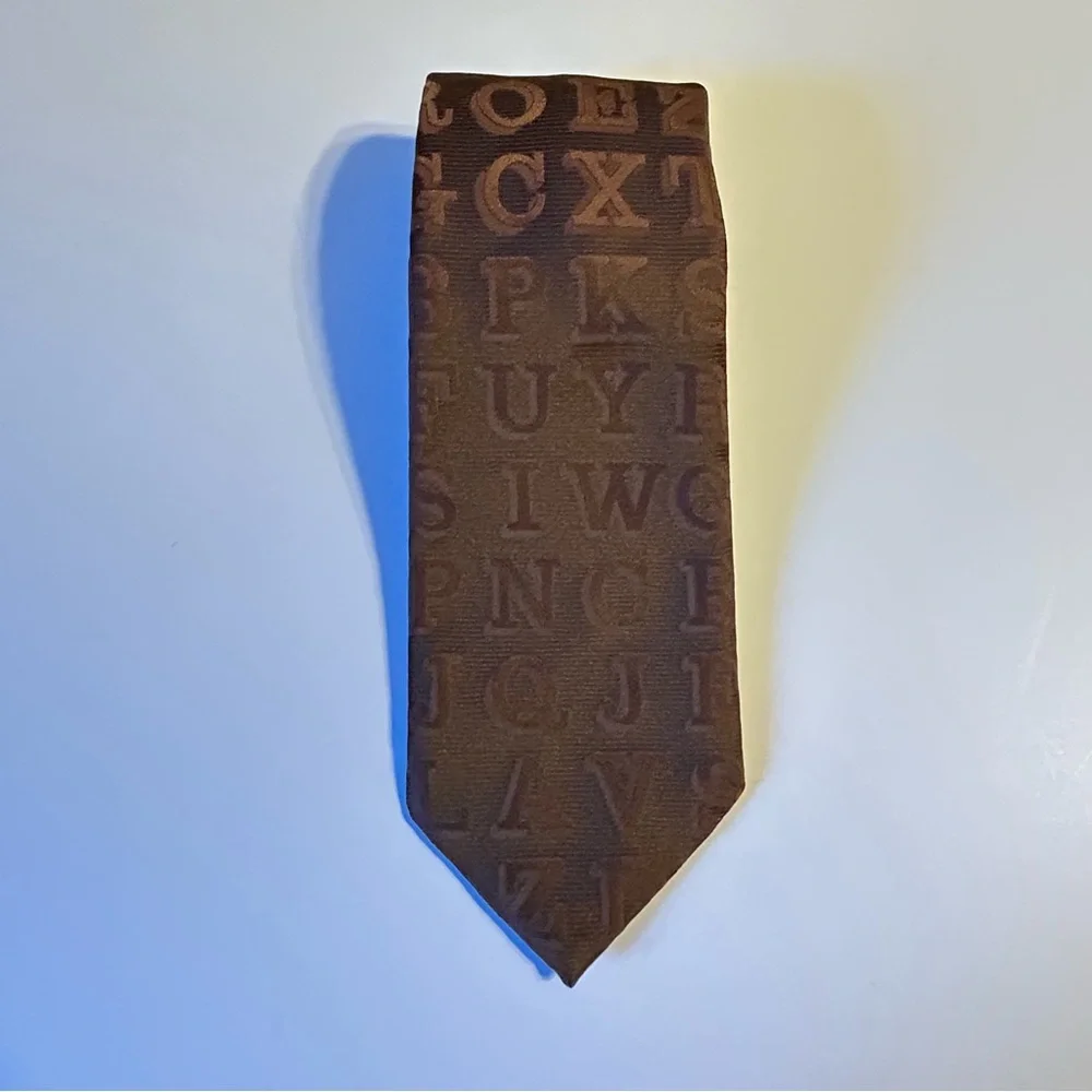 Vintage J.C.Penney Towncraft Men's Neck Tie Made In USA Letter Pattern Brown‎
