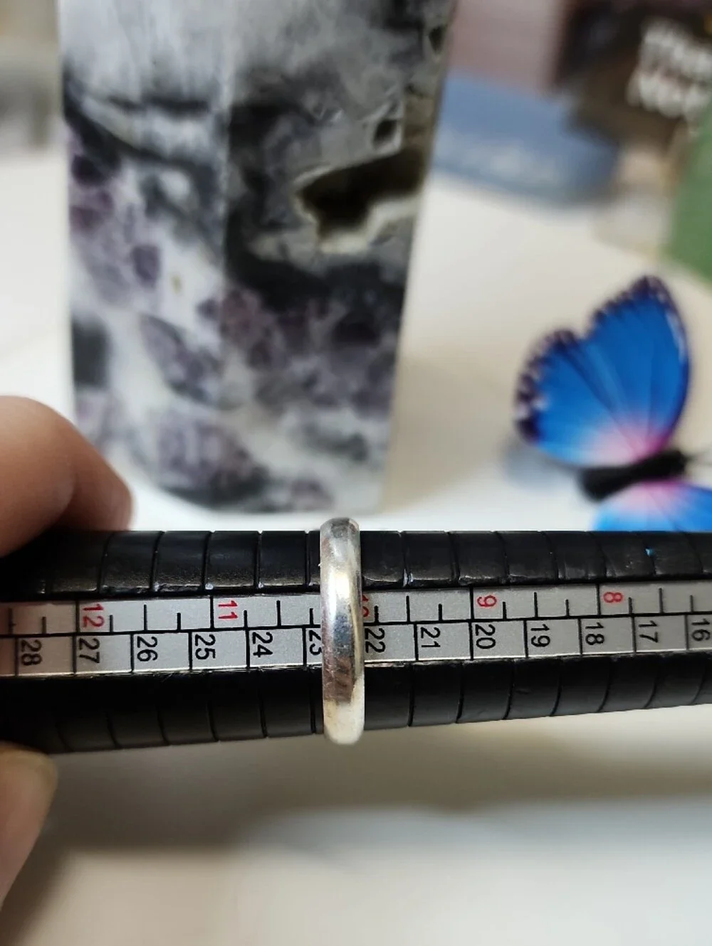 N/A bold ring