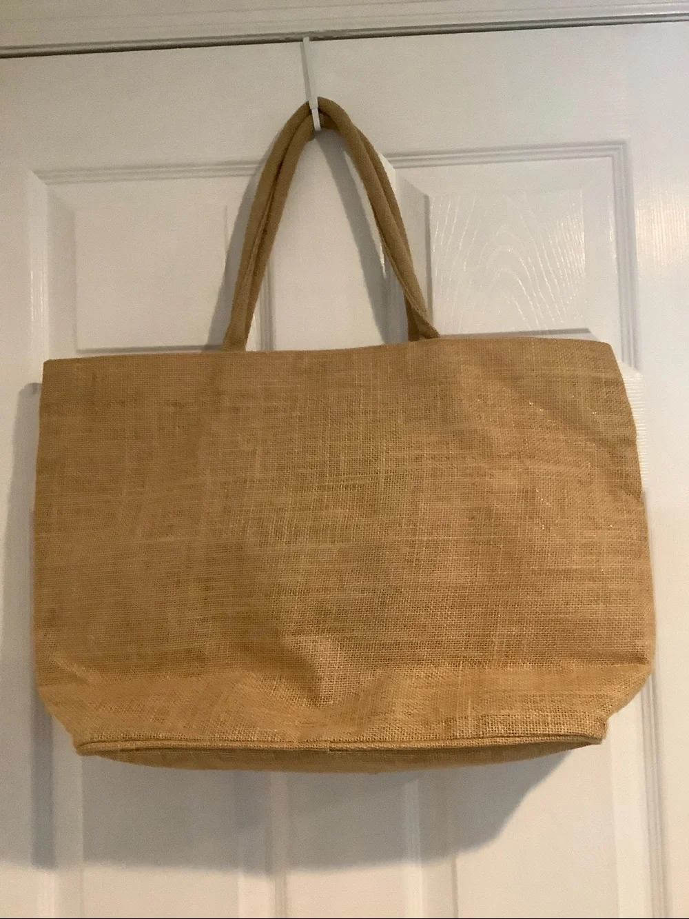 NWOT 100% Jute Sequin Pinapple Neutral Travel Beach Shopping Vacation Tote Bag