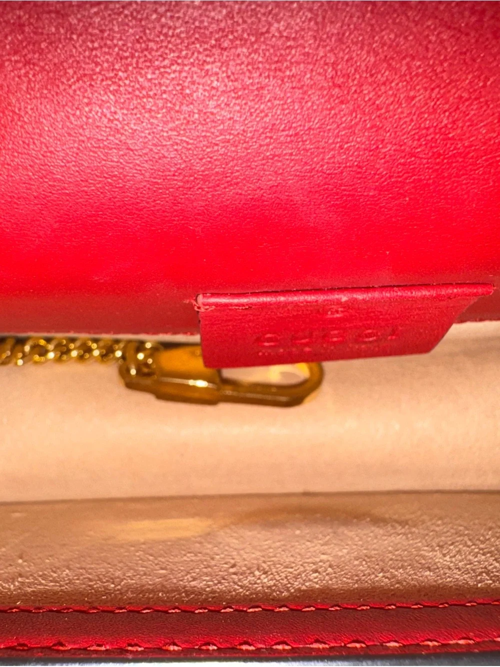 Gucci structured red