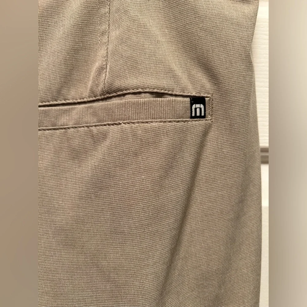Travis Mathews Lightweight Khaki Beck Shorts, Size 33