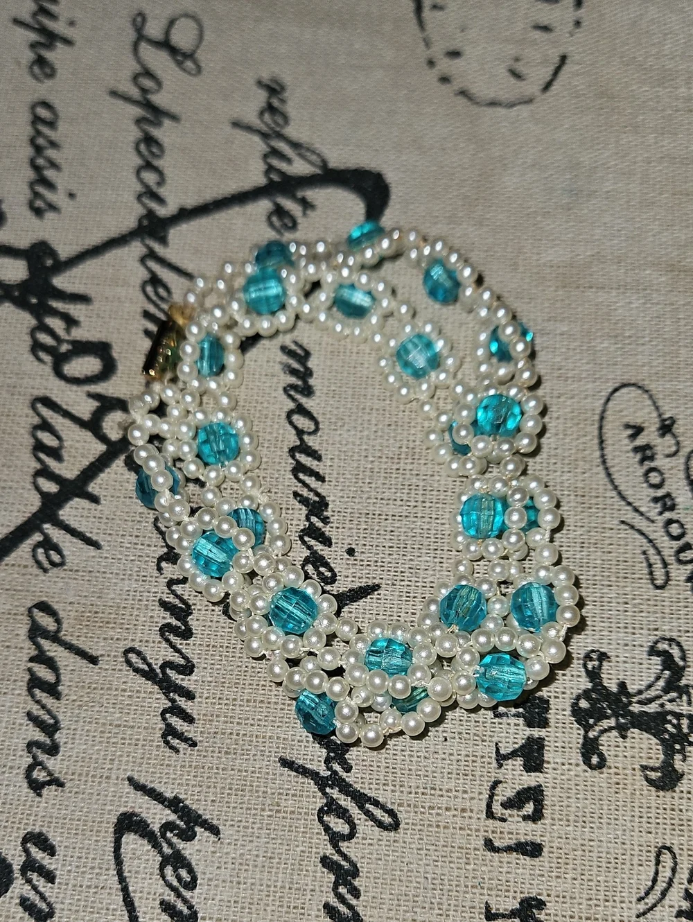 no brand delicate necklace