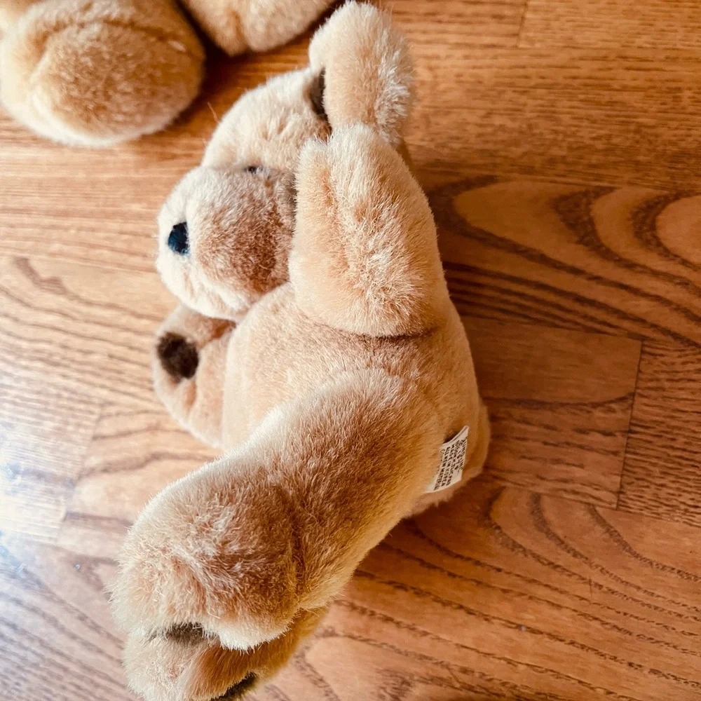 Gund Vintage Bear 1979 Brown 6” by sitting , Edison, NJ Made in Korea Polyester
