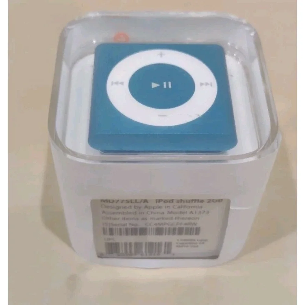 Apple‎ iPod shuffle 4th Generation Blue (2GB) New, Sealed in Box! As Is