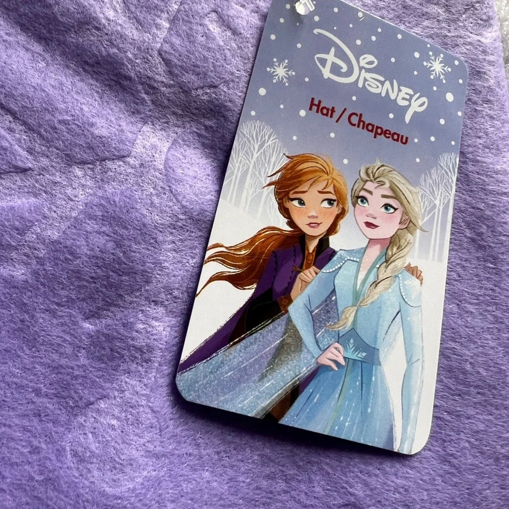 Disney Frozen 2 Purple Santa Hat‎ Elsa Anna Olaf Snowflake Embossed NWT
