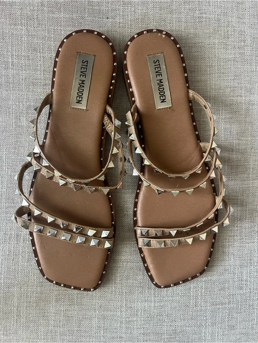 Steve Madden summer resort wear  Studded Strappy Slide Sandals, women’s 9.5.