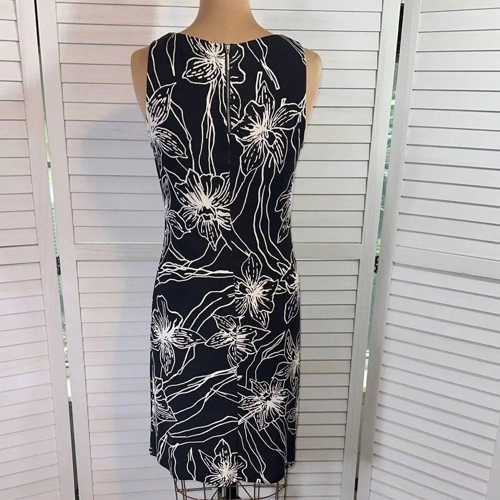 Tommy Bahama ever flattering
