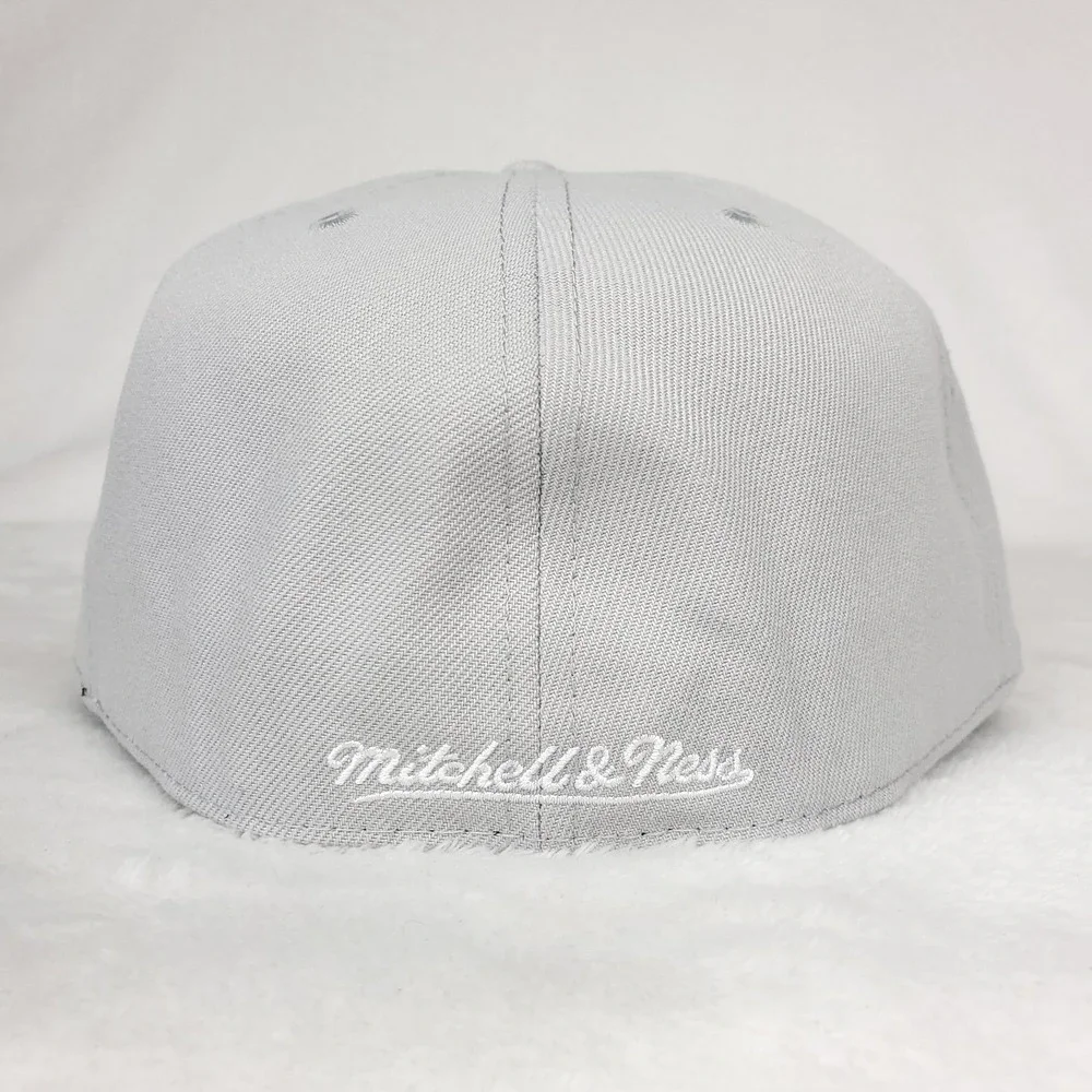 Minnesota Twins Mitchell & Ness MLB Fitted 7 3/4 Liberty‎ Fit Hat Cap Gray NWT