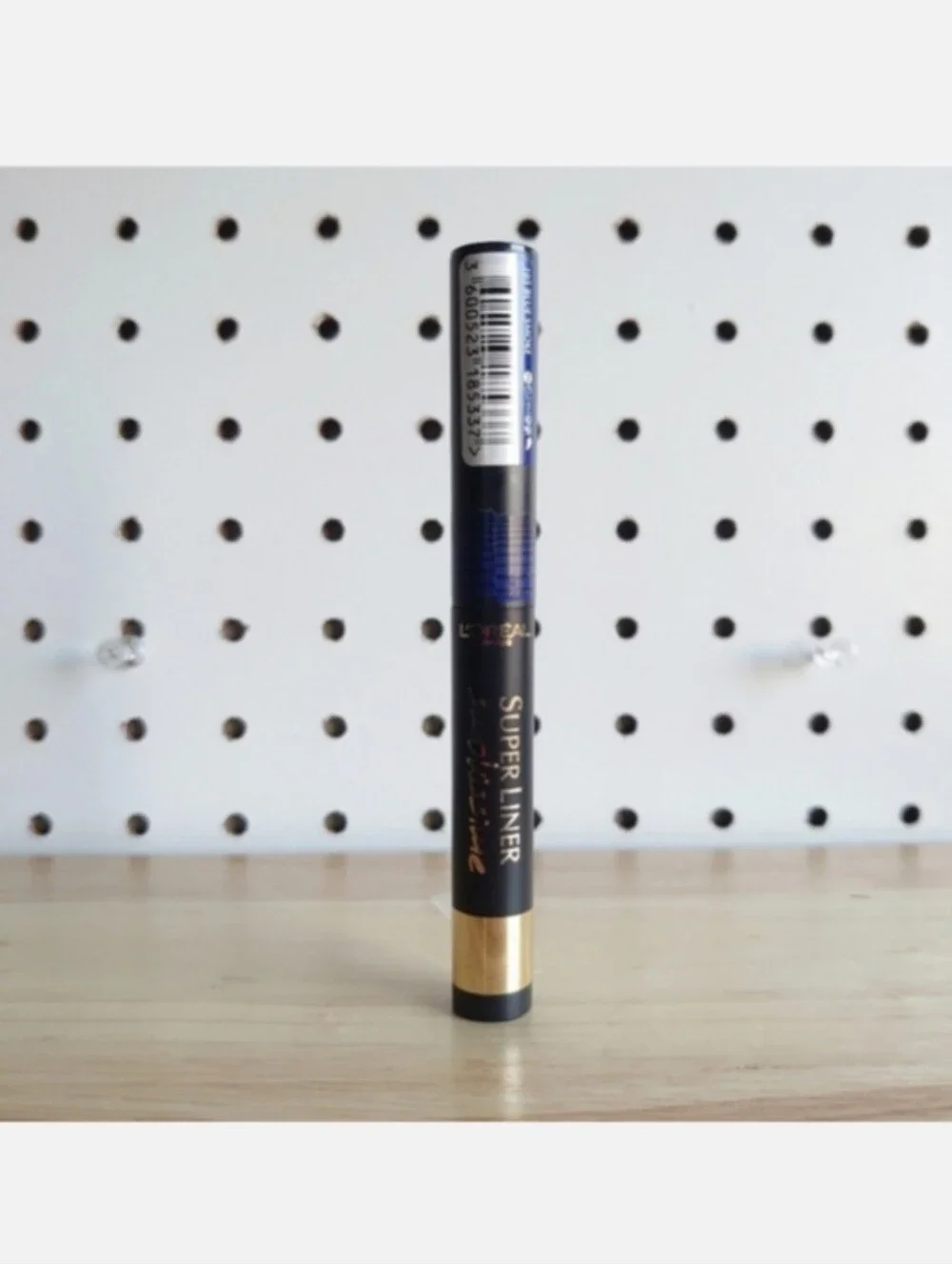L'Oreal Paris Super Liner Smokissime 105 Blue Smoke FROM UNITED KINGDOM