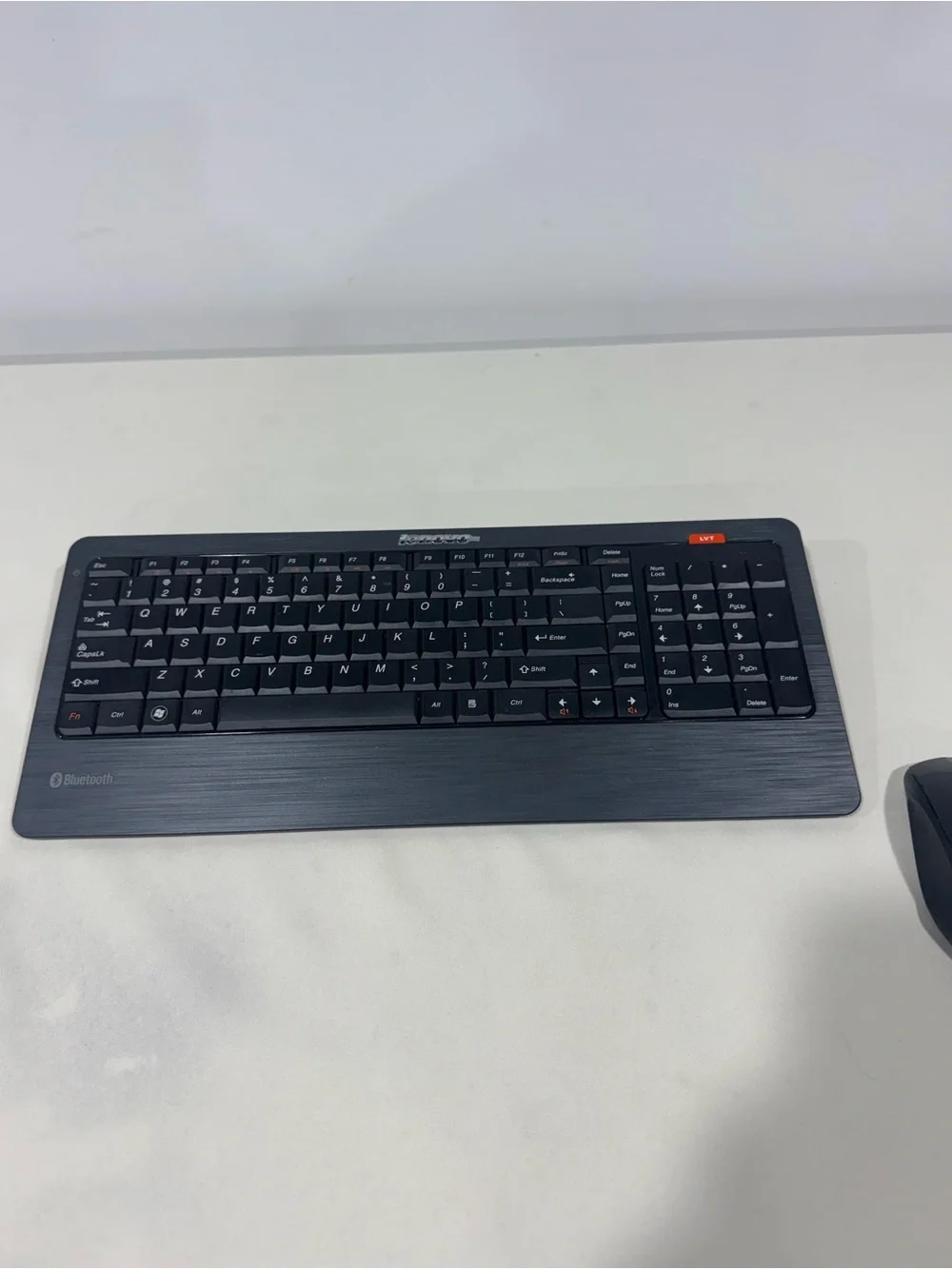 Lenovo LXH-JME8002B Compact Keyboard Wireless Bluetooth Bundle With Mouse‎