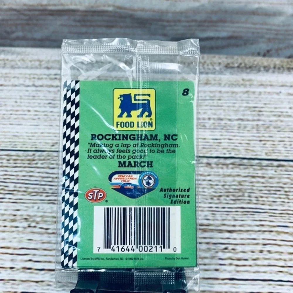 Food Lion Richard Petty 1992 Fan‎ Appreciation Tour Rockingham NC Sealed