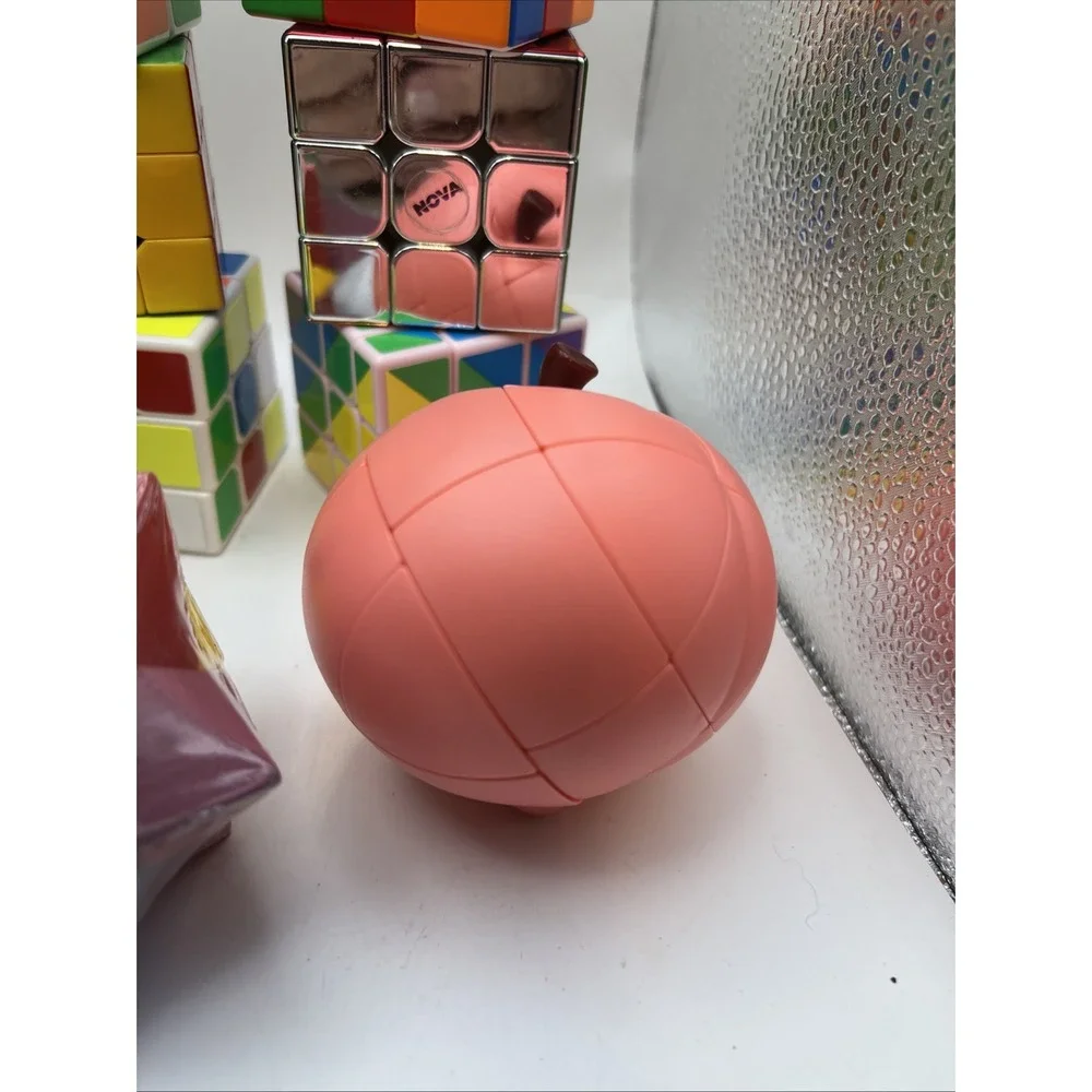 Rubik’s Cube product lot