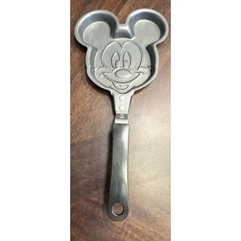 Disney Mickey Mouse Pancake Skillet