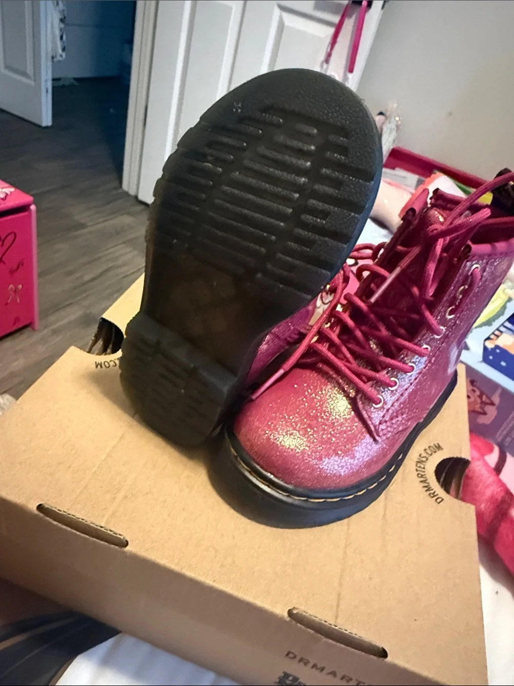 Dr. Martens sparkling pink