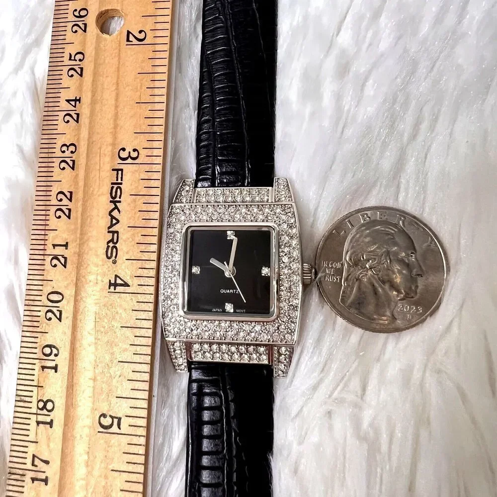 Unbranded discover timeless