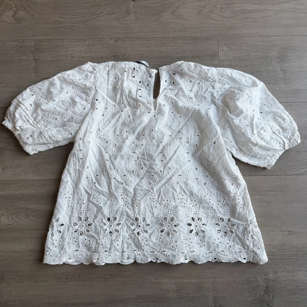 Zara White Eyelet Blouse - size medium