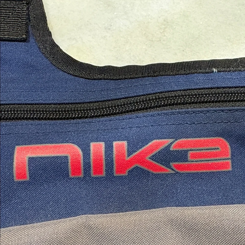 Nike vintage sling