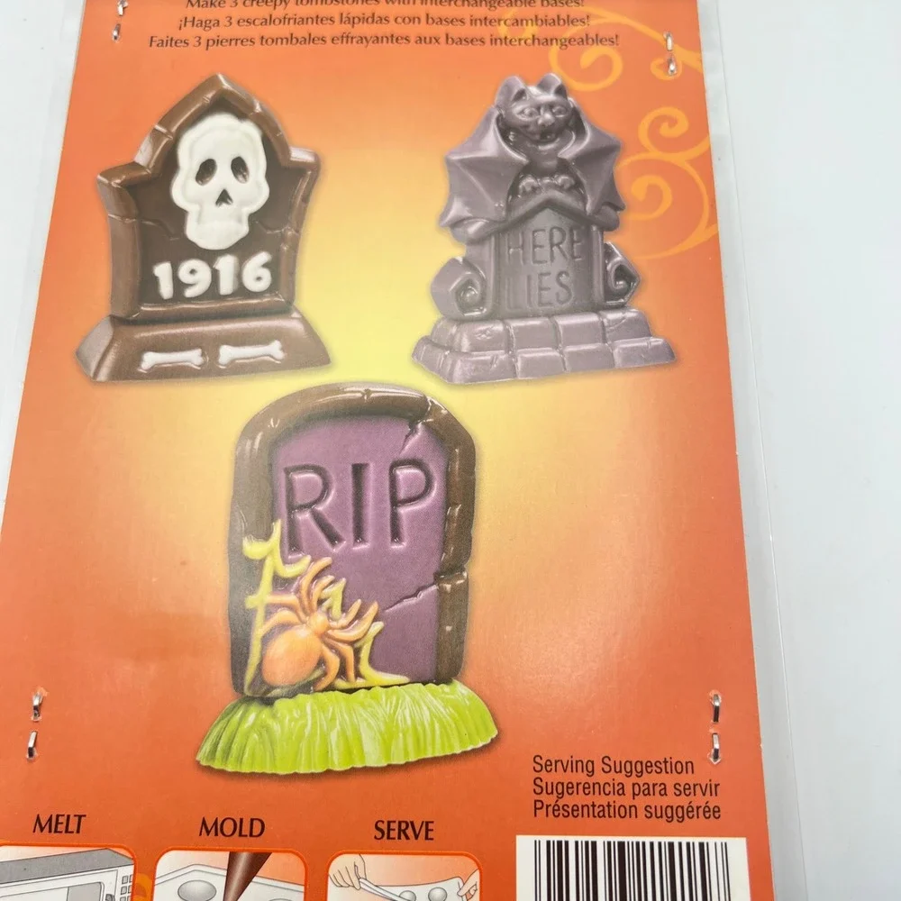 Wilton Candy Mold and Candypick Halloween Mold Lot of 3 New Bats Tombstones NIP