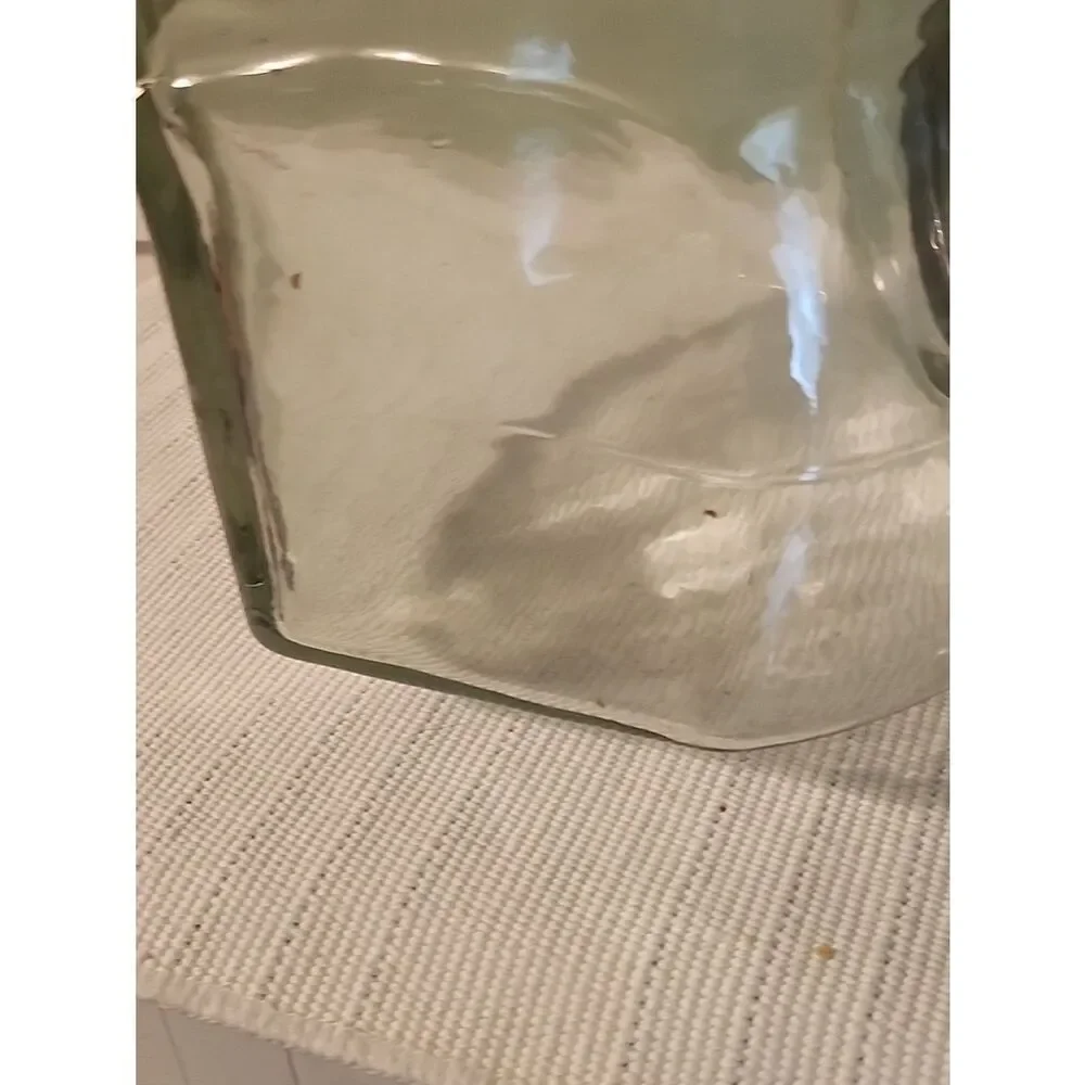 Source Unknown clear glass