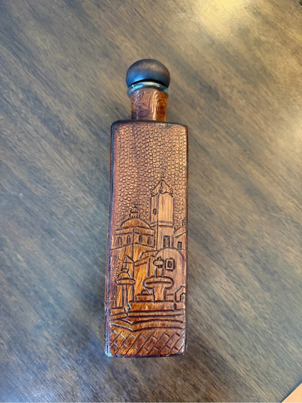 N/A handcrafted carved