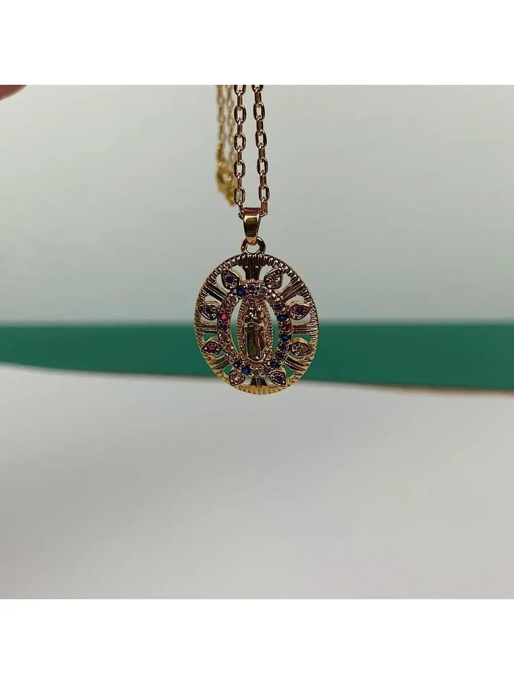 Y2K Gold Rhinestone Circle Chain Necklace