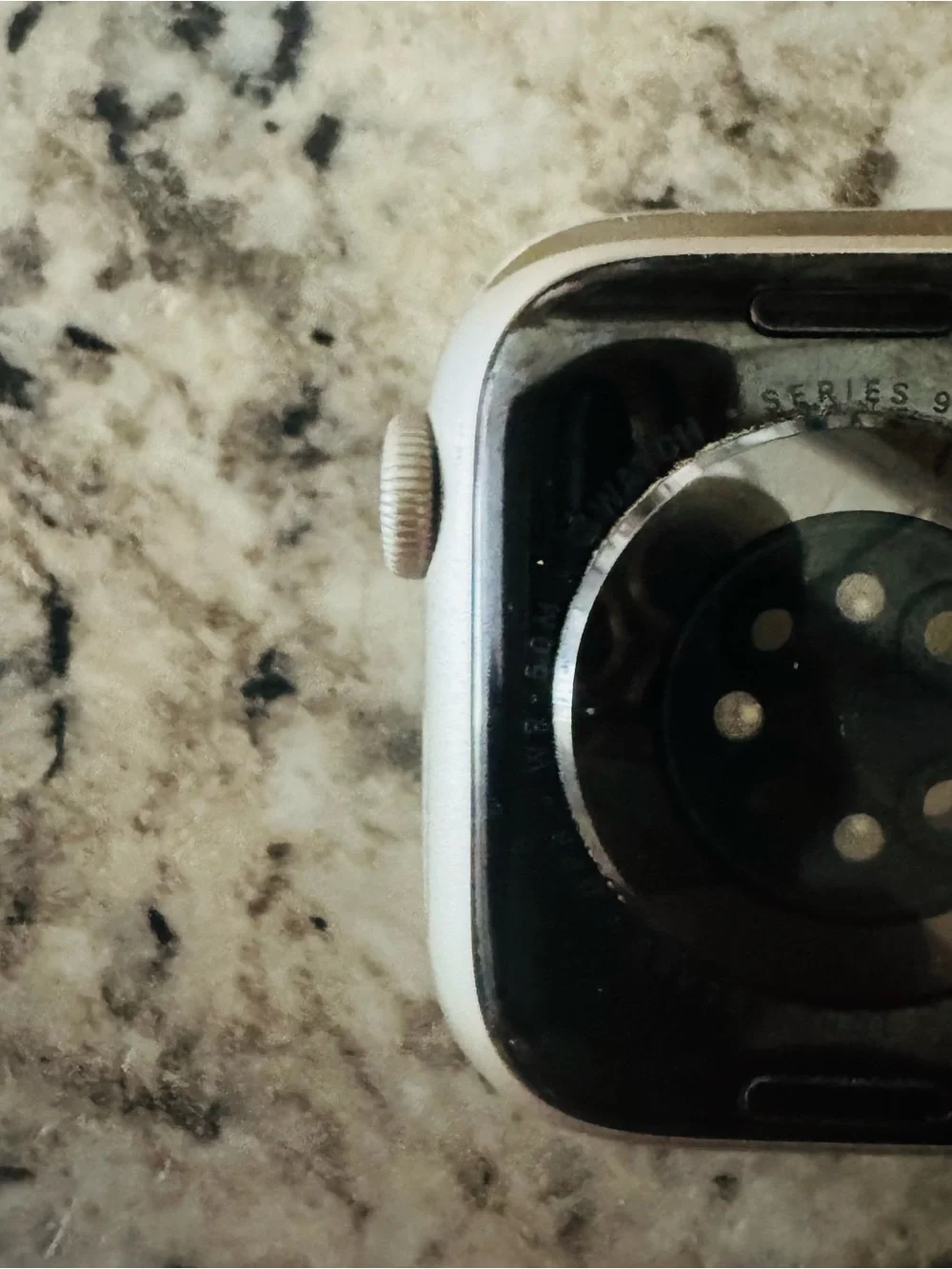 Silver Smartwatch Case with Black Display - Compatible Wearable