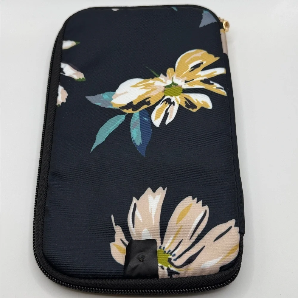 Travelon Family Passport Zip Travel Wallet RFID Protection