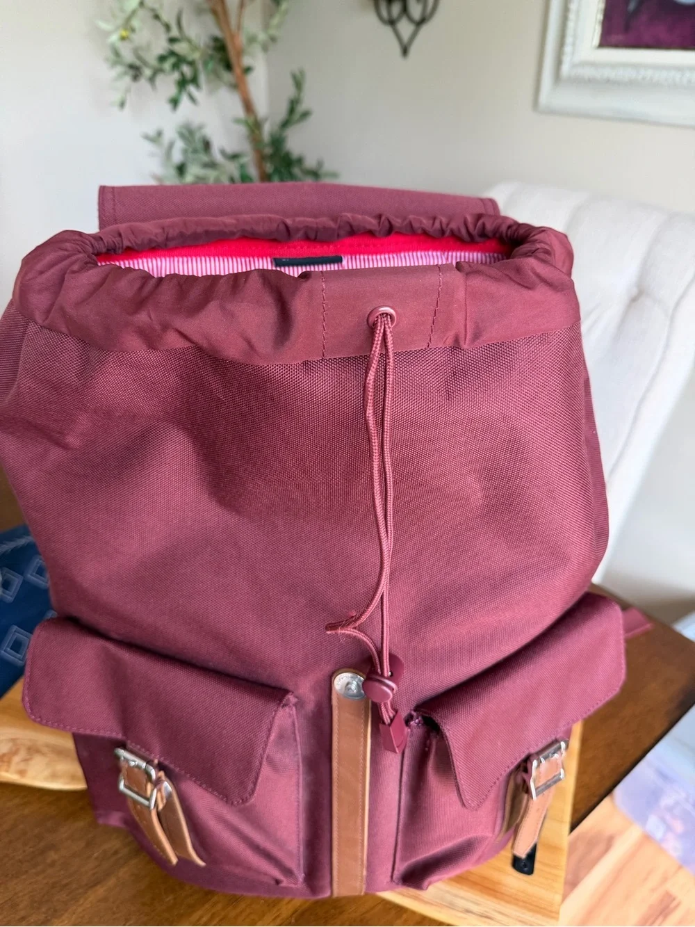 Herschel Supply Company like striped