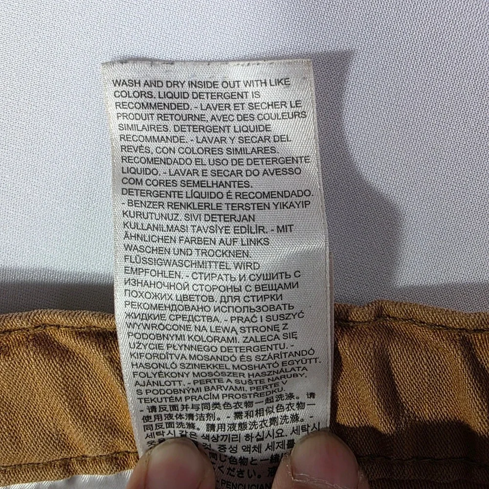Levis pre owned