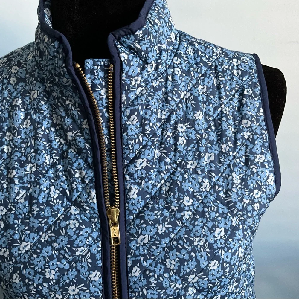SALE! J.Crew Size 10-12 Floral Quilted Zip Vest Flowers Fabric CrewCuts