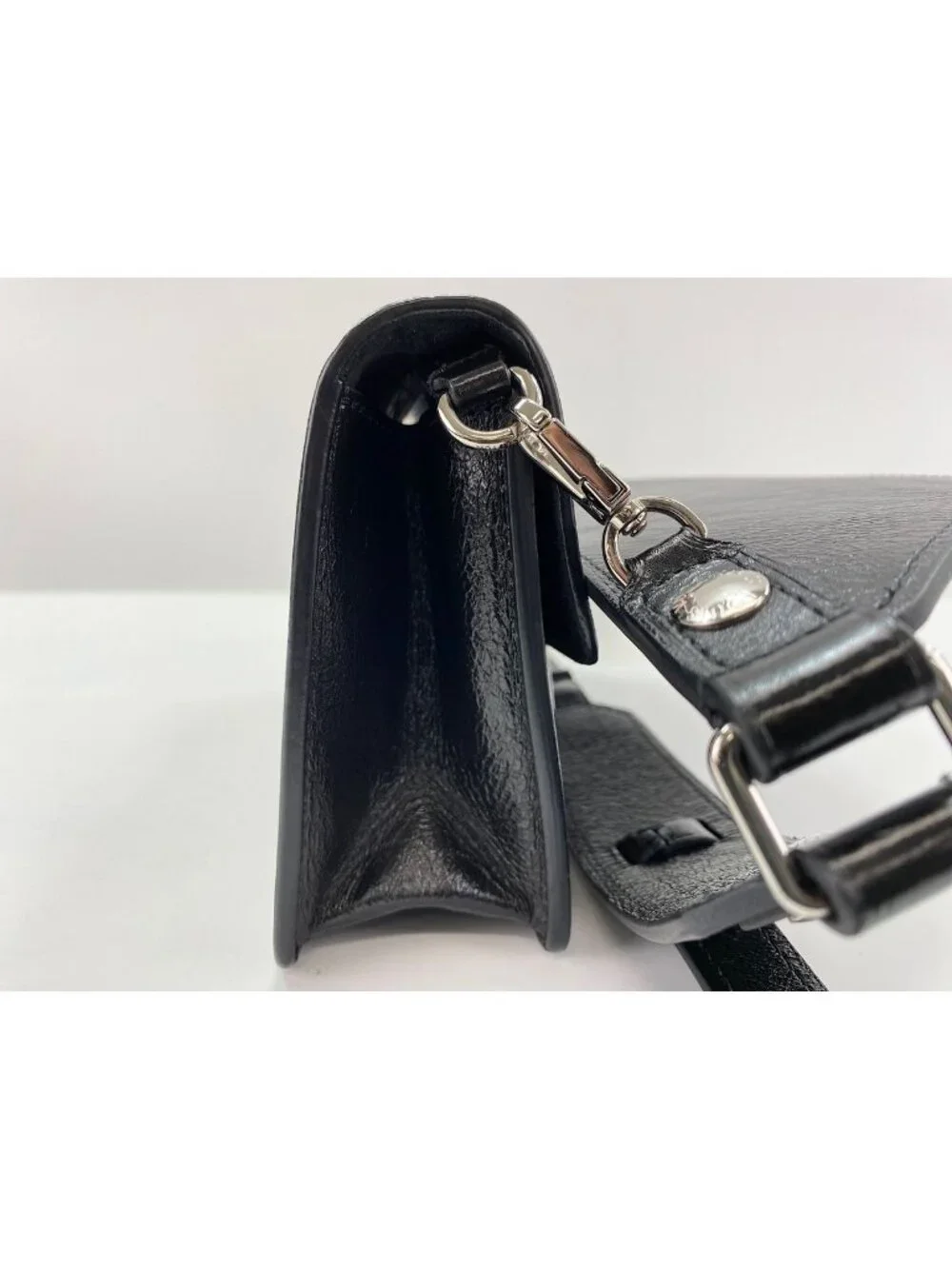 Louis Vuitton itself authentic