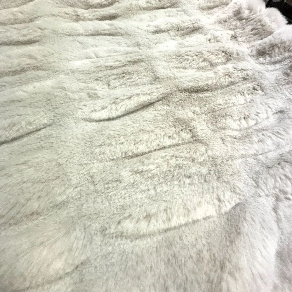 Pottery Barn Faux Fur Ruched Pillow Ivory Soft Acrylic/Poly 18x18