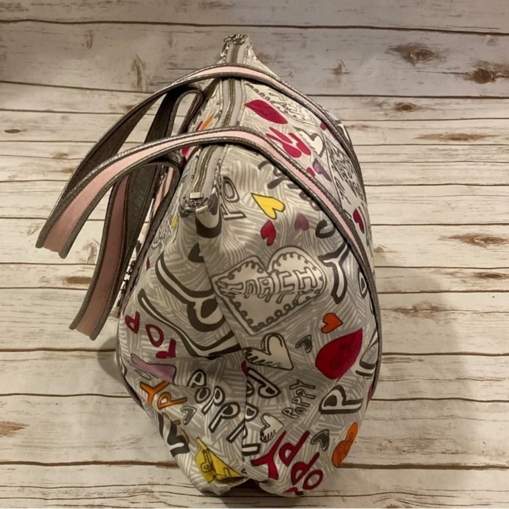 Y2K Coach Poppy Graffiti GIam Hearts Zip Top Tote