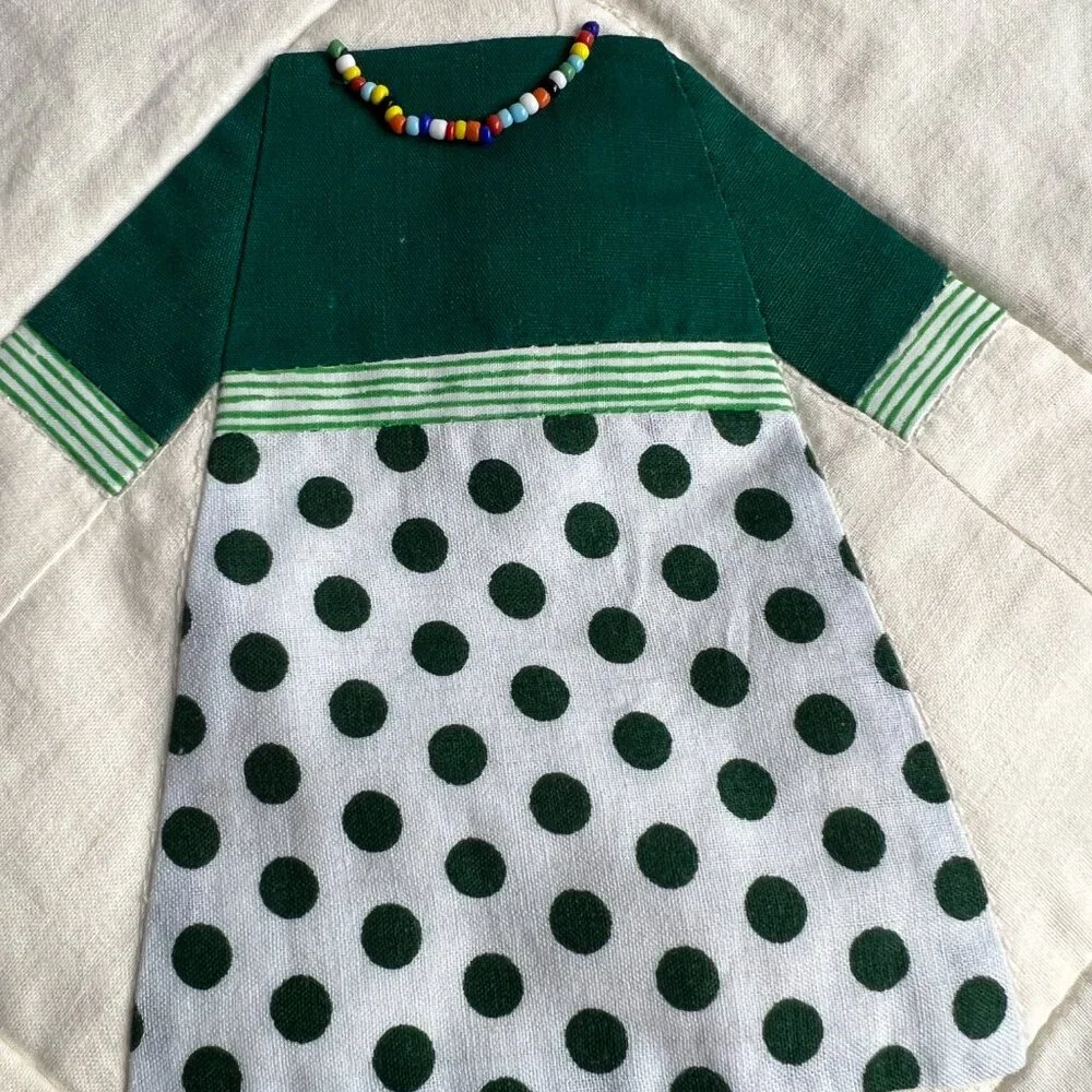 Handmade‎ Baby Quilt / Wall Hanging 33 1/2