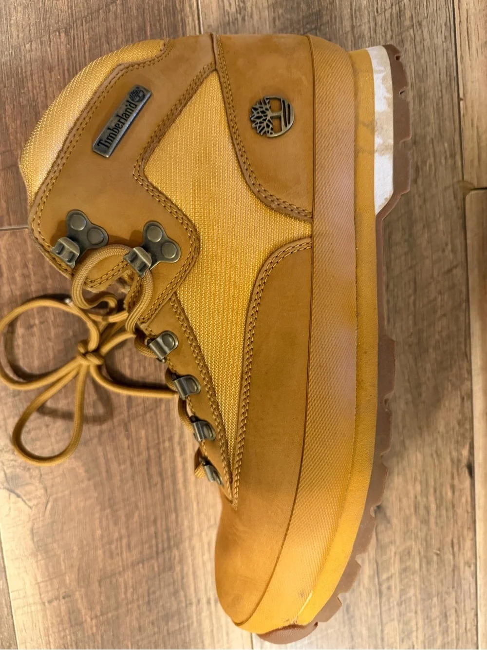 Timberland closure comfort
