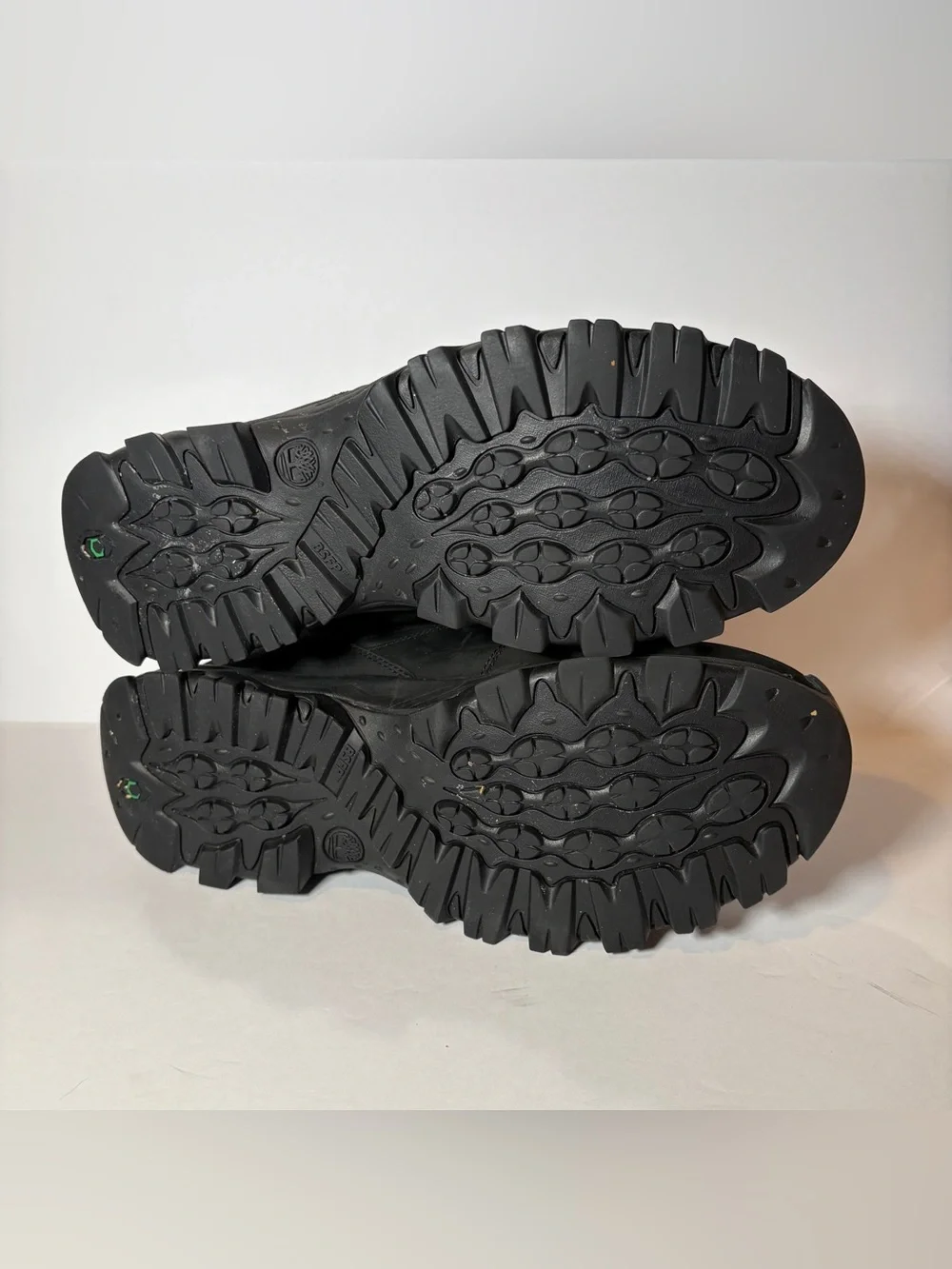 Timberland Mt. Maddsen Mid Waterproof Hiking Boots Men's Size 10 Black