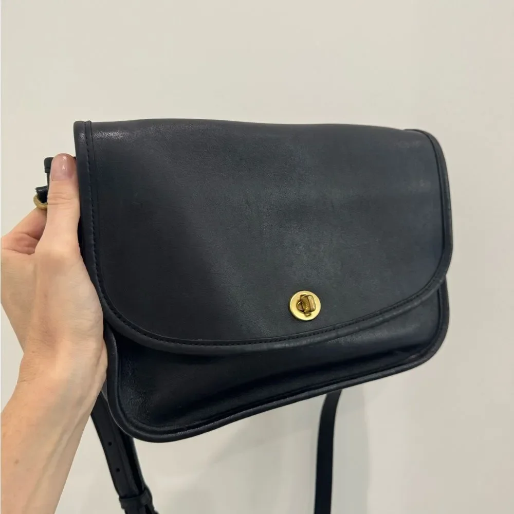 COACH Vintage Legacy 9790 City Bag in black leather