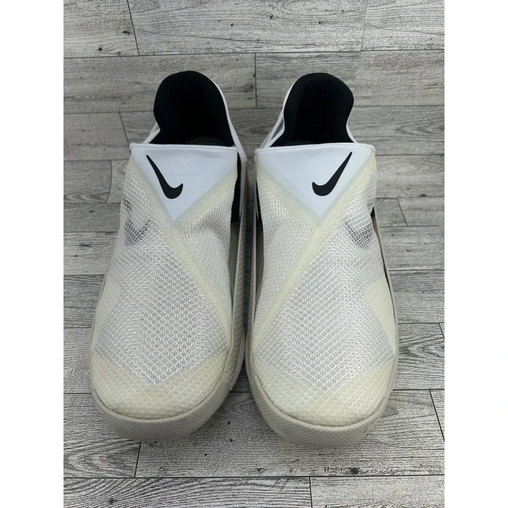 Nike go flyease
