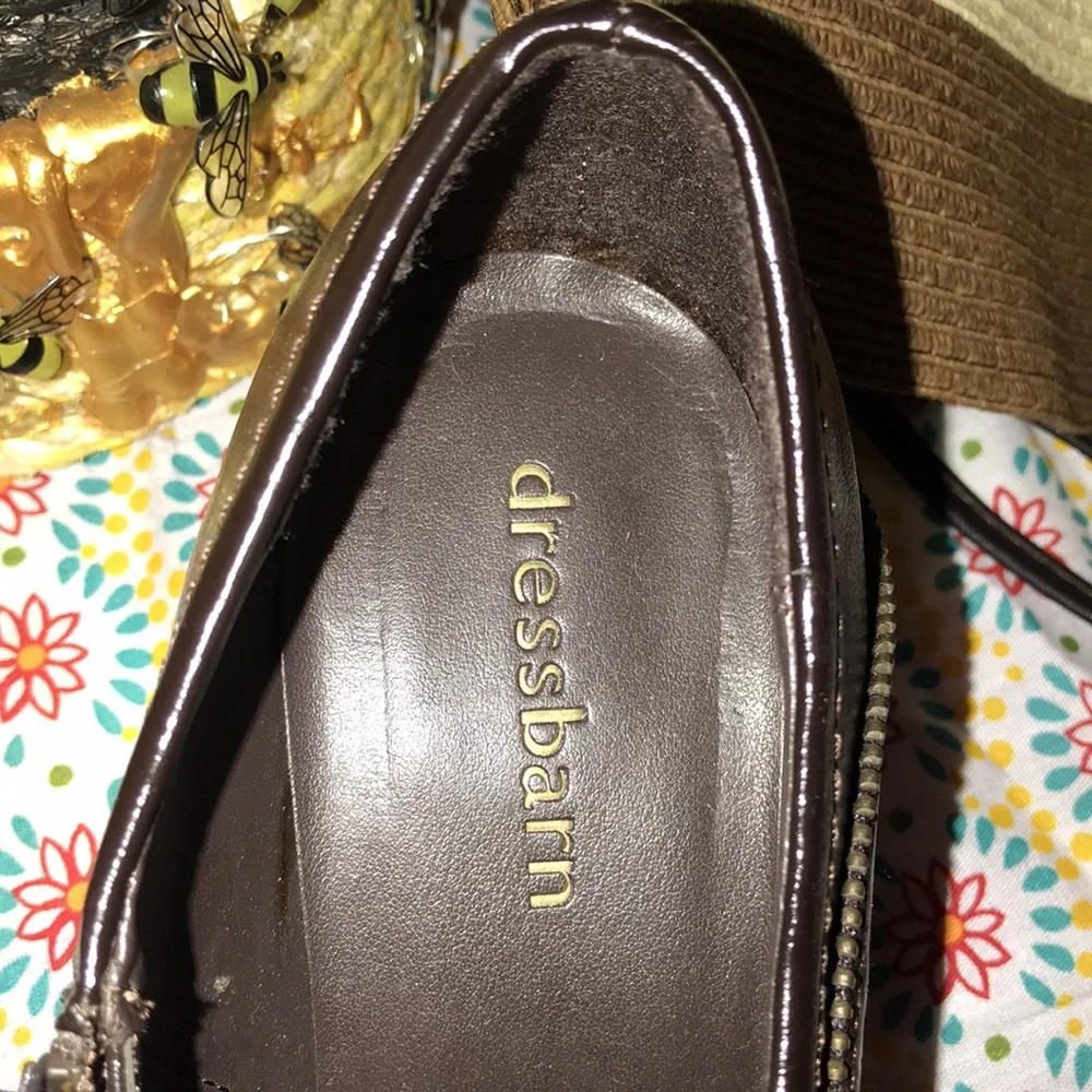 Dress Barn size patent color