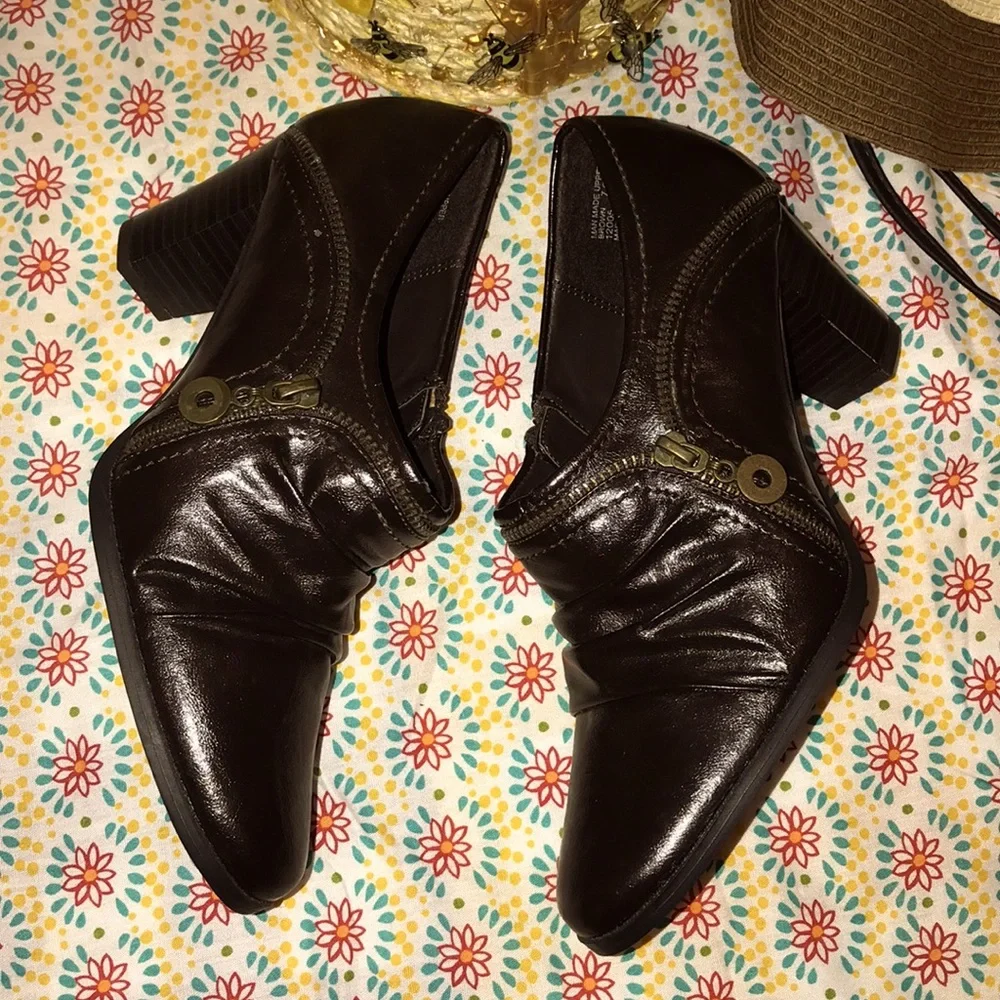 Dress Barn have vintage insoles