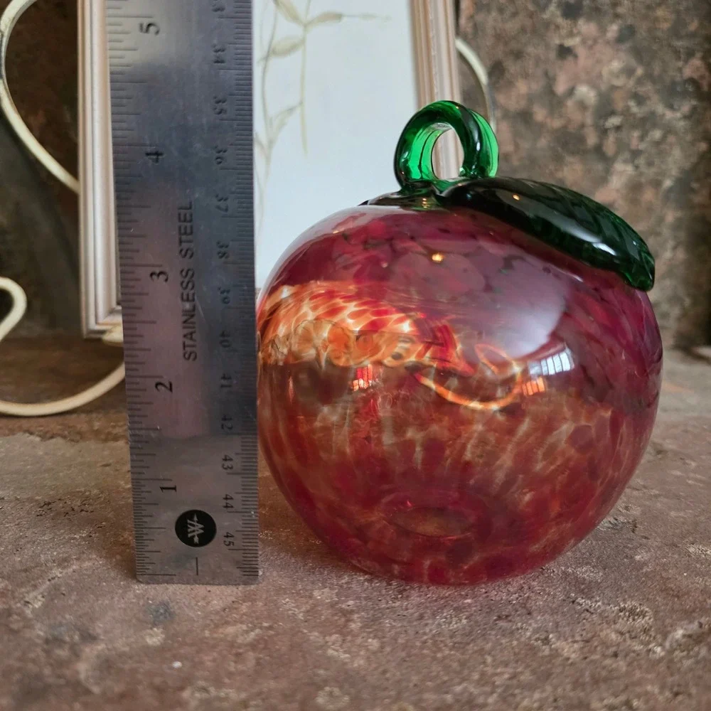Vintage Hand Blown Art Glass Apple Paperweight Red Pink Mottled Green Leaf Fall