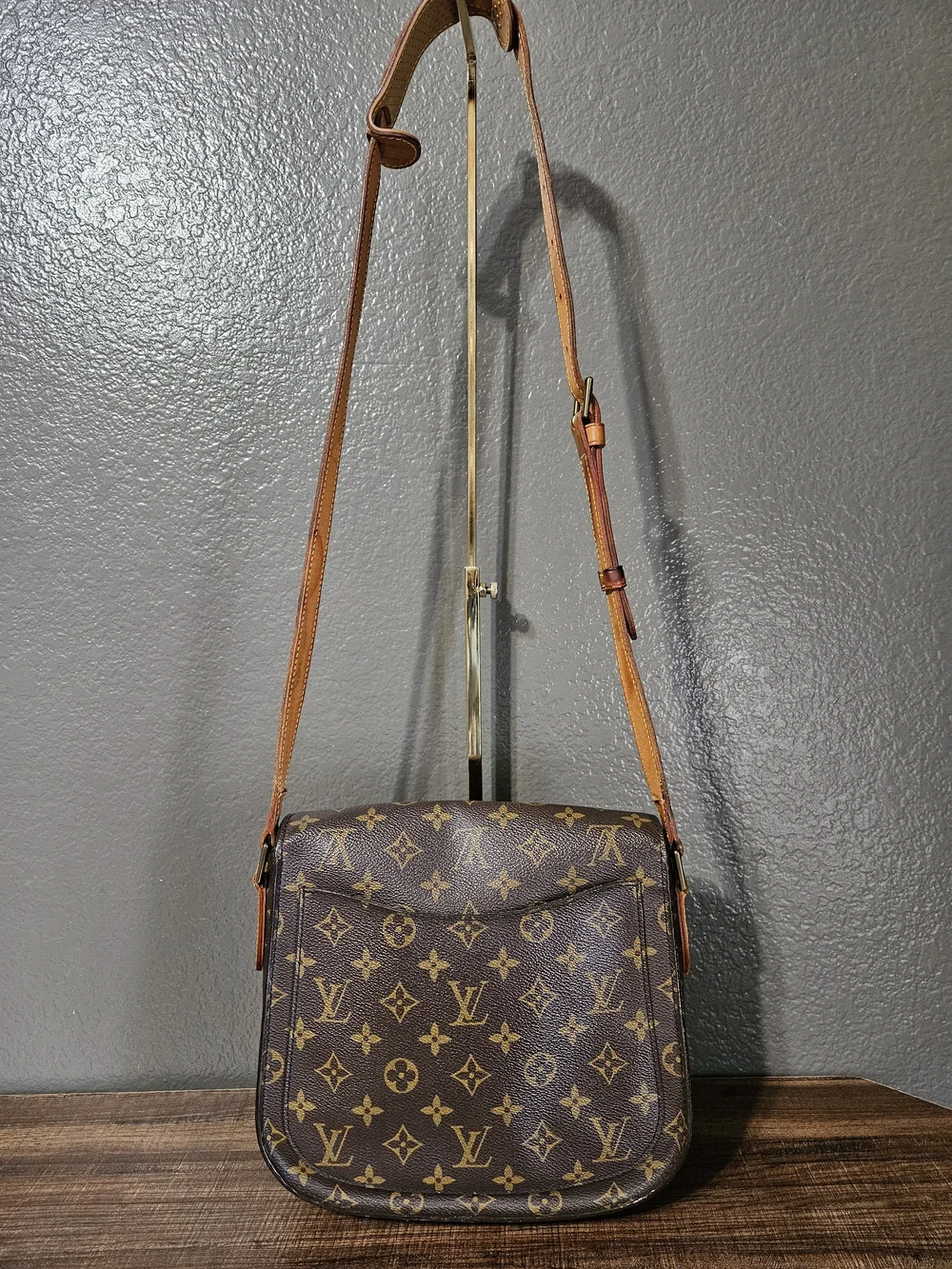 Louis Vuitton price firm