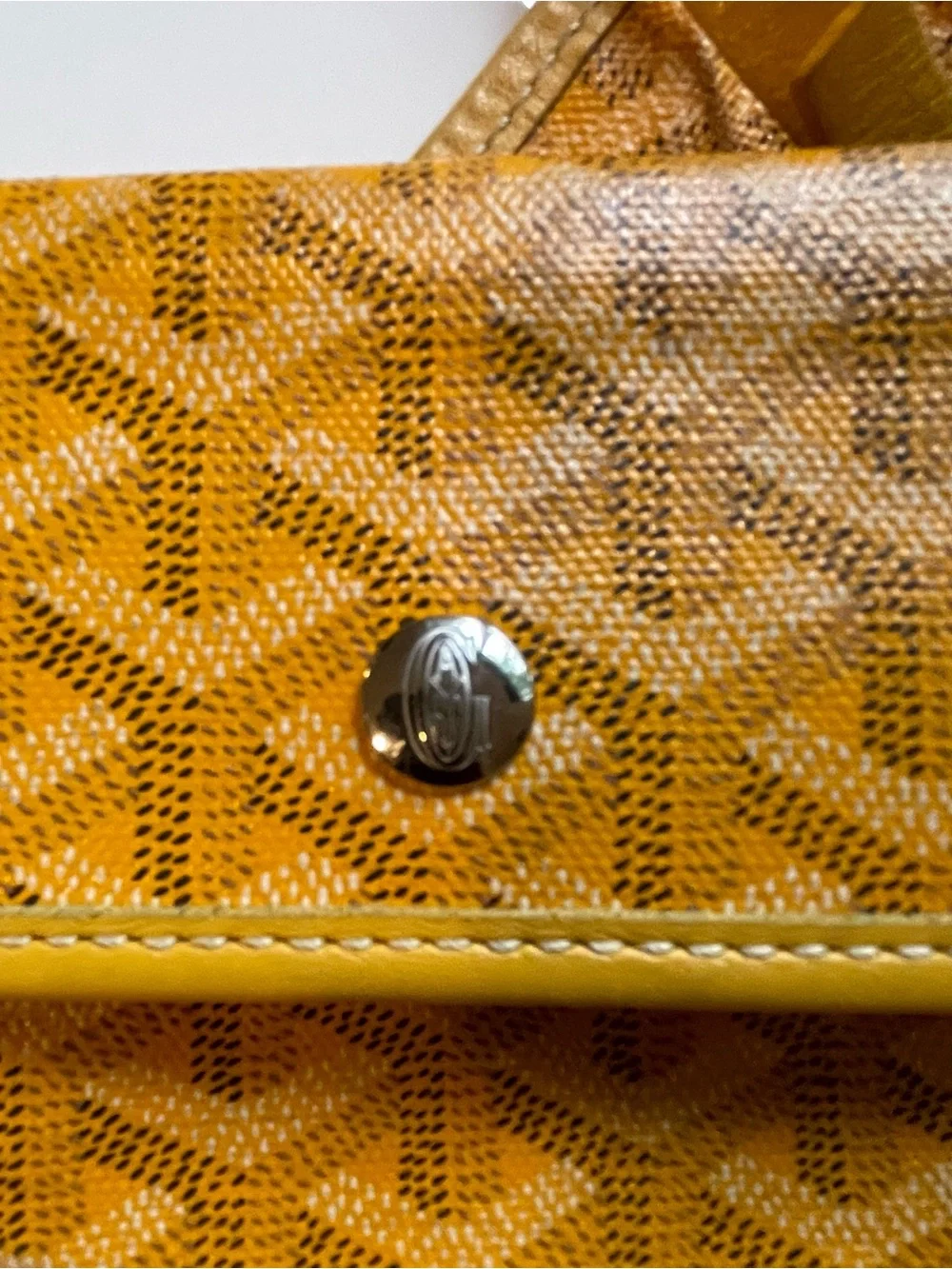 Goyard iconic chevron